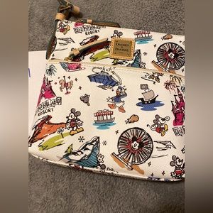 Disney Dooney & Bourke Disneyland Disneyana Crossbody